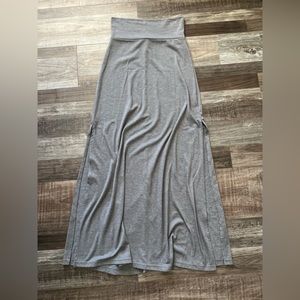 SOLD 🚫Split Maxi Skirt
